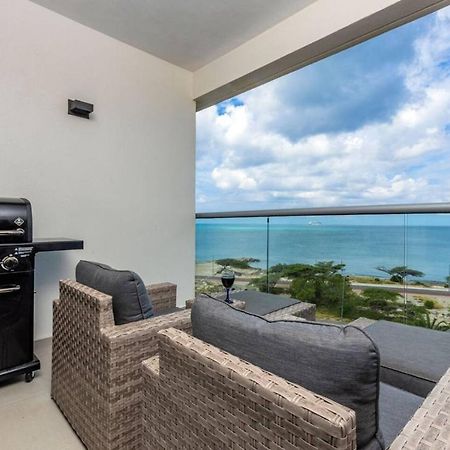 Breath Taking Beach Front Views Condo Eagle Beach Palm Beach Eksteriør bilde